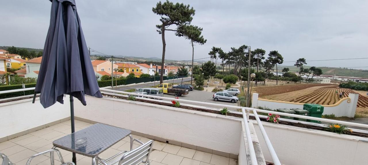 Residencial O Ninho Do Pinhal Hotell Bombardeira Eksteriør bilde